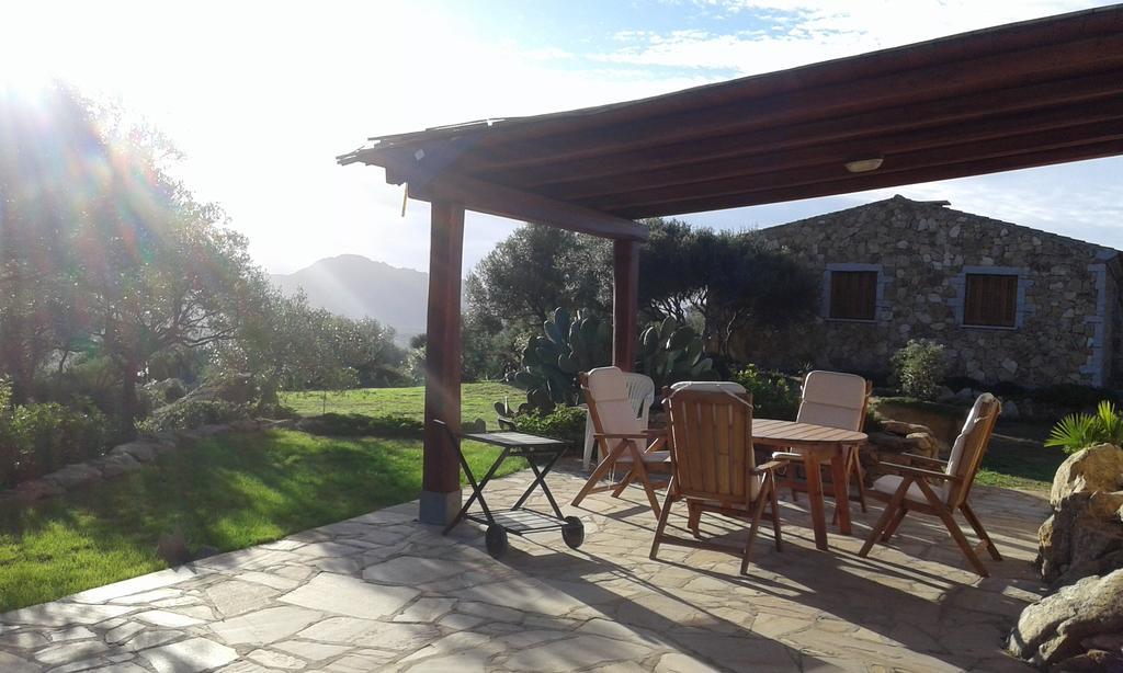 Stazzu Gallurese Villa Portisco Exteriör bild
